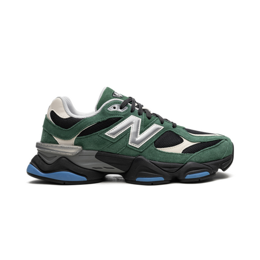 9060 Green Forest